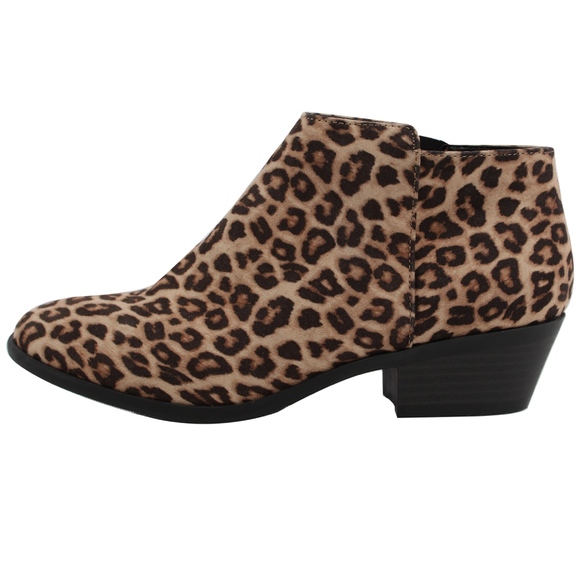 Oat Cheetah Round Toe 1 3/4" Ankle Boot - Picture 5 of 7